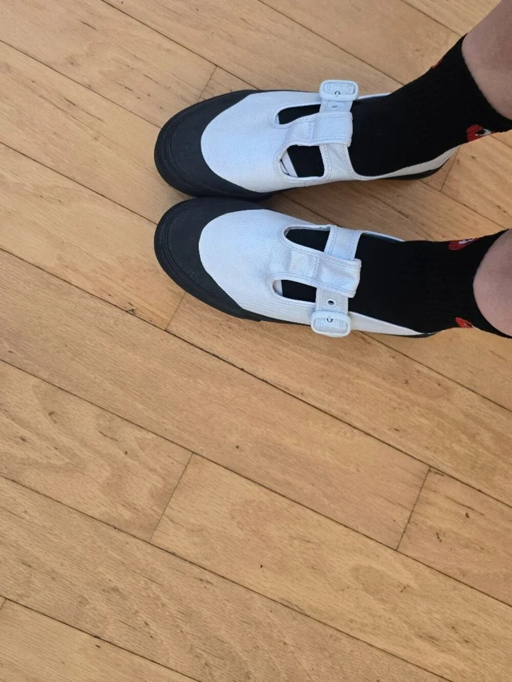 Vans | Style 93 Metallic White Canvas Mary Jane Platform Sneakerinas | WMS 8